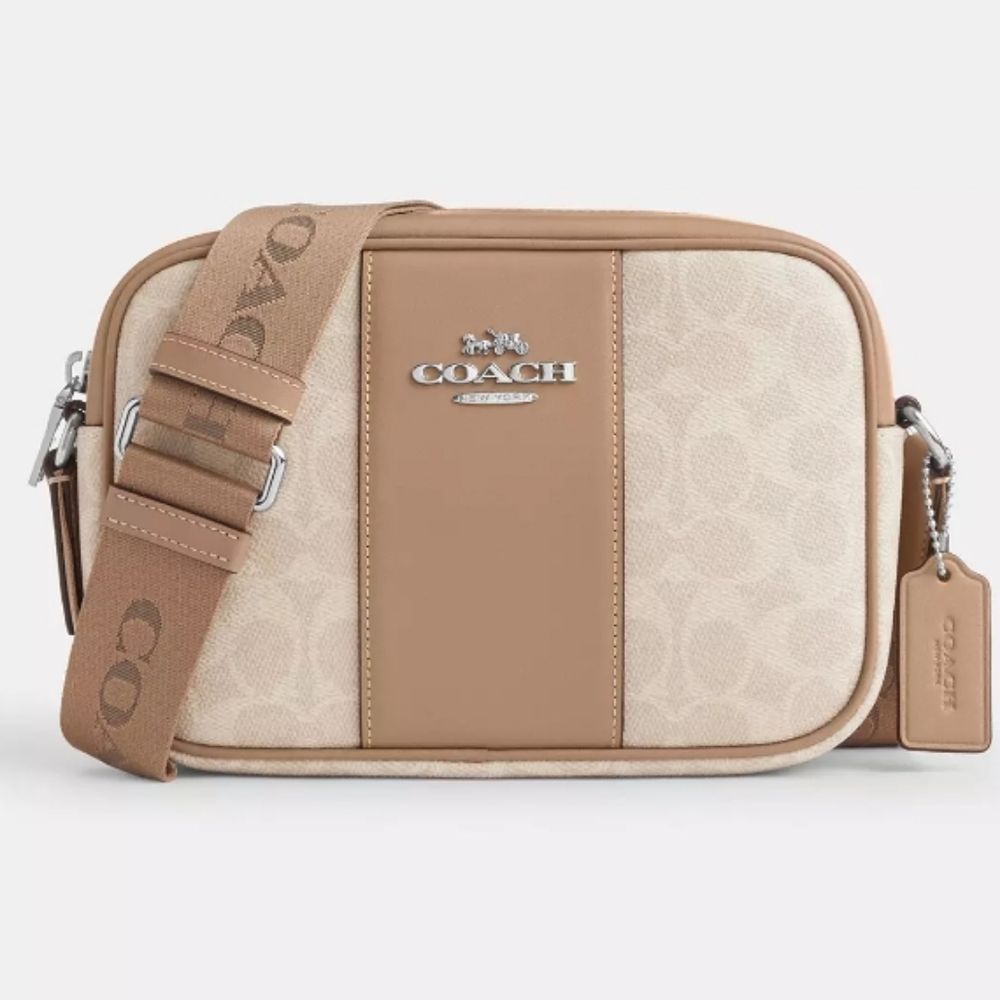 Coach Camera Bag - Picture 2 of 7